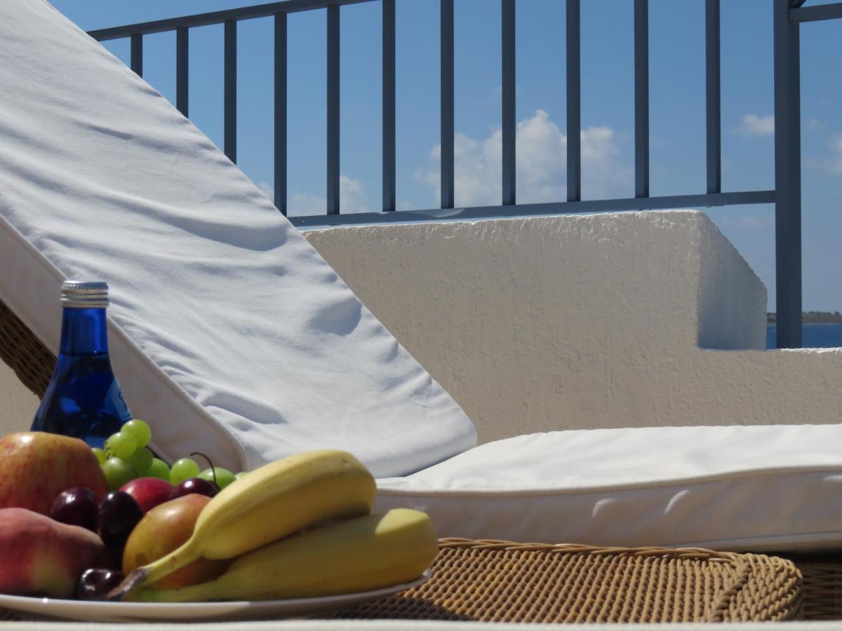 Sunny Limnaria Gardens 2 Bedroom Apartment Paphos Buitenkant foto