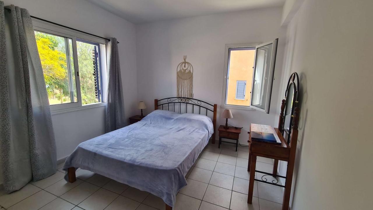 Sunny Limnaria Gardens 2 Bedroom Apartment Paphos Buitenkant foto